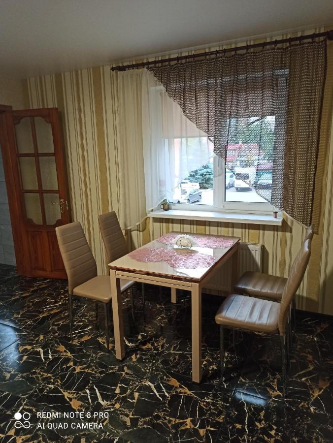 Нова Квартира Poltava Kültér fotó
